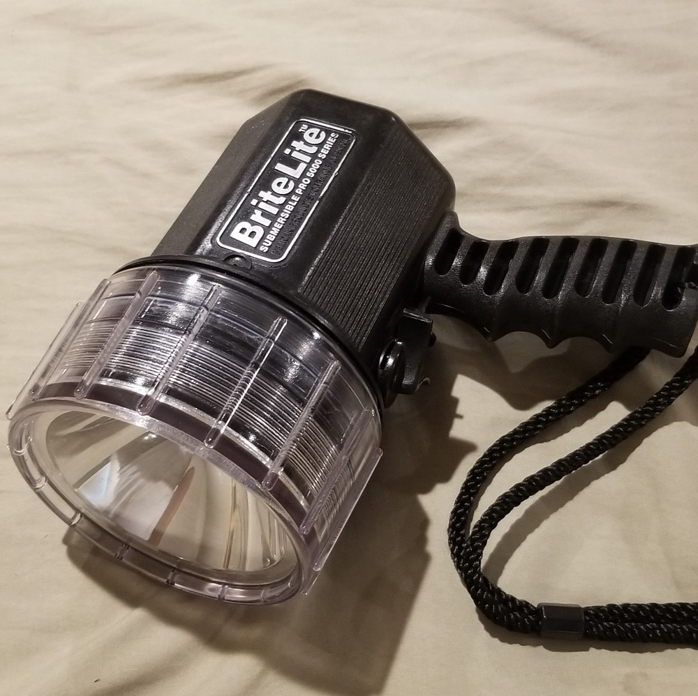 BriteLite Submersible Pro 5000 Series dive light